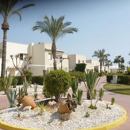 Urbanización Naturista Bahía De Vera, Mamen Vera
